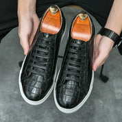 Sapatos Luca Bianchi em Couro Legítimo