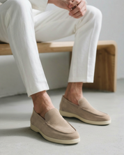 Old Money Suede Loafers — Elegância Sem Esforço